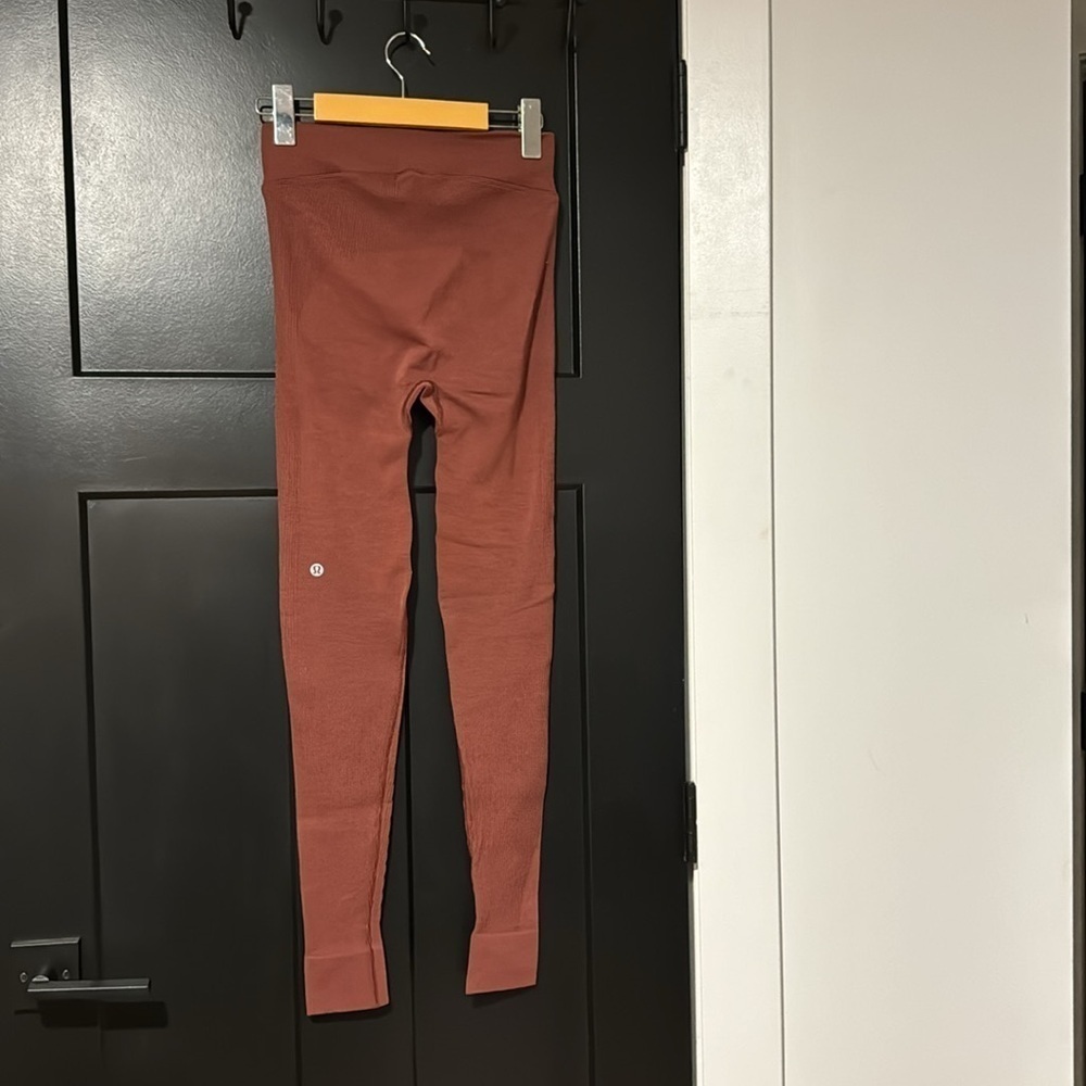 Lululemon Keep The Heat Thermal Tight *27"
Savannah - Picture 6 of 13